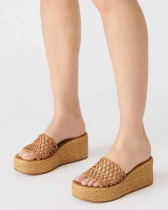 Brandy Raffia