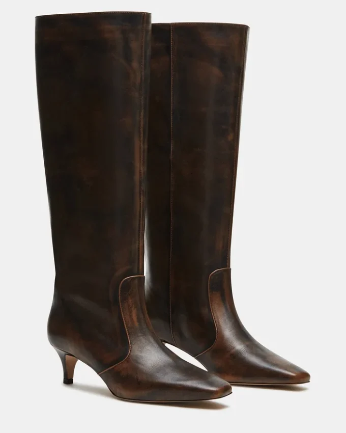 Lander Brown Distressed
