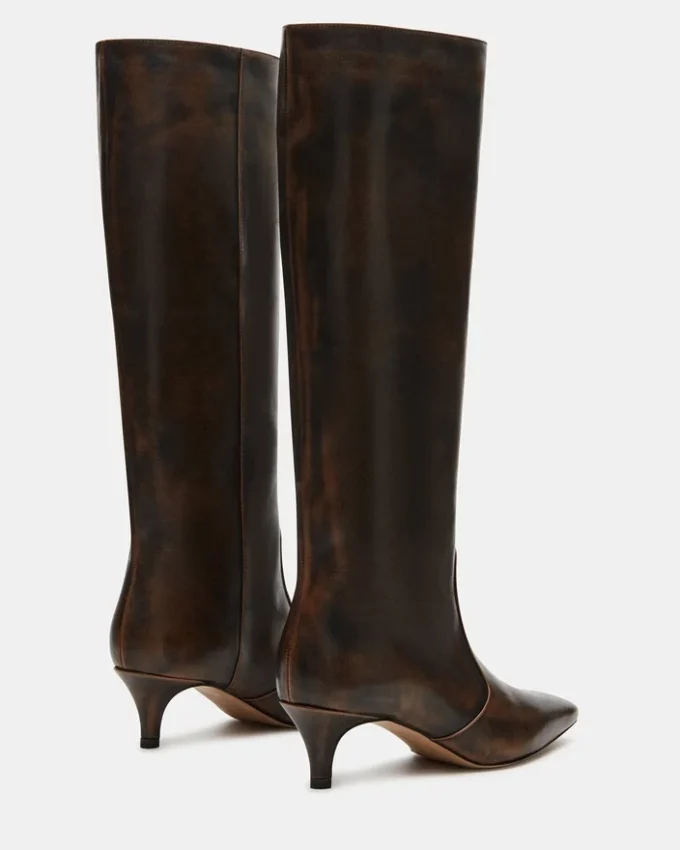 Lander Brown Distressed
