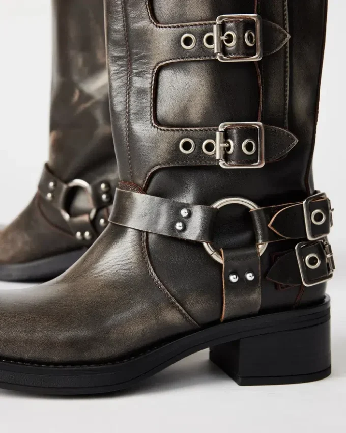 Rocky Brown Distressed Rocky Brown Distressed