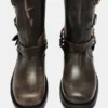 Rocky Brown Distressed Rocky Brown Distressed